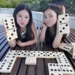 Dominoes 4